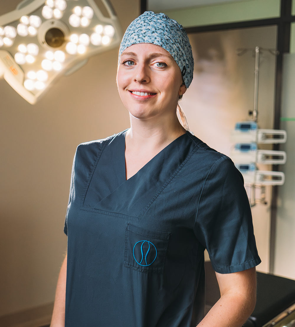 Iris Bütler im OP